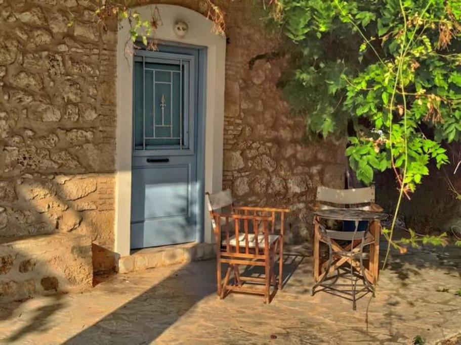 Апартаменти Στούντιο Σε Πέτρινο Σπίτι, Κοντά Σε Παραλία Кіпарісія Екстер'єр фото
